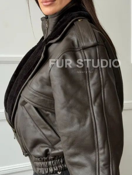 Стильная куртка - дубленка из овчины - фото 2