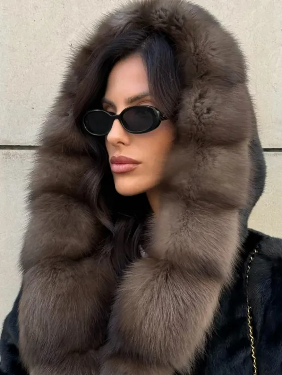 Шуба из норки Saga furs с капюшоном куницы, цельный мех - TOTAL BLACK - фото 6