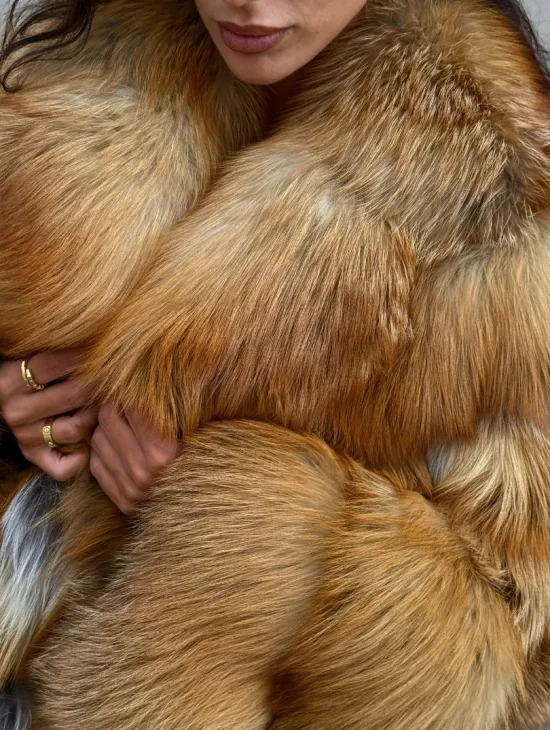 Vintage шуба диагональ из меха лисы Gold Fox, английский воротник - фото 1