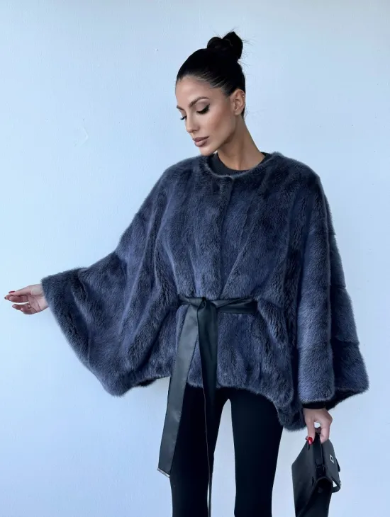 Женское меховое манто - шуба из норки с круглым вырезом, модель  «Летучая мышь» - фото 0