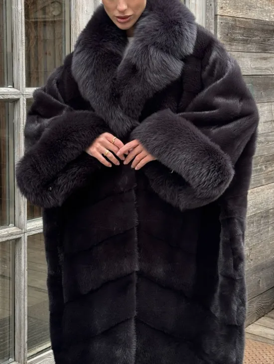 Женская норковая шуба в стиле «Бохо» с отделкой на воротнике и рукавах из меха песца - фото 1