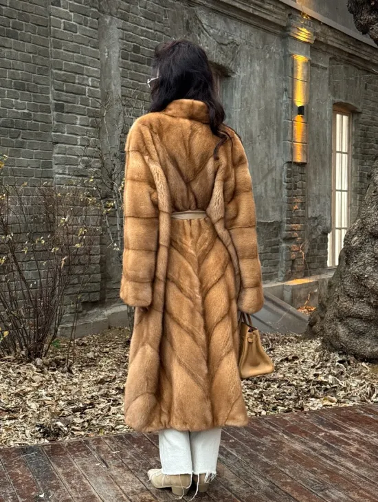 Шуба кимоно из аукционного меха норки GOLDEN COLLECTION - фото 10