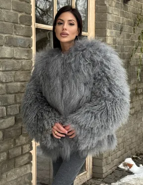 Шуба из меха ламы серого цвета - фото 6