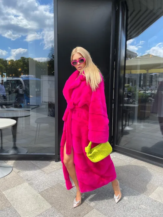 Норковая шуба в цвете фуксия длинная - фото 7