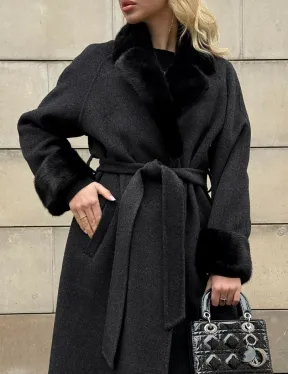 Женское демисезонное шерстяное пальто-халат с отделкой из меха норки - фото 3