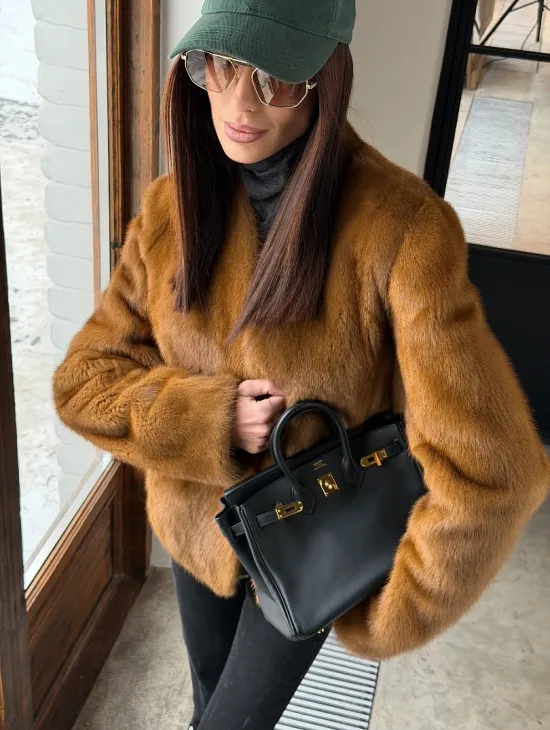 Меховой жакет из золотой норки - фото 4