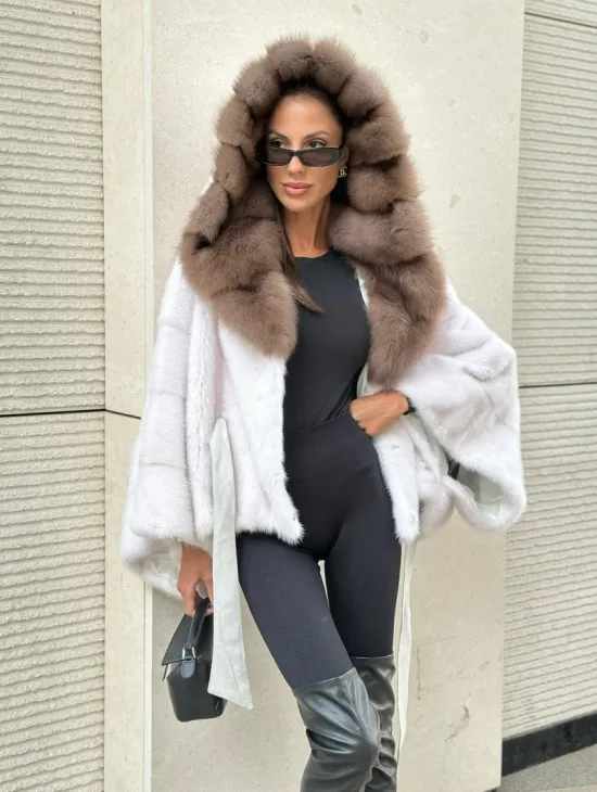 Шуба норковая пончо капюшон куница - белый жемчуг - фото 1